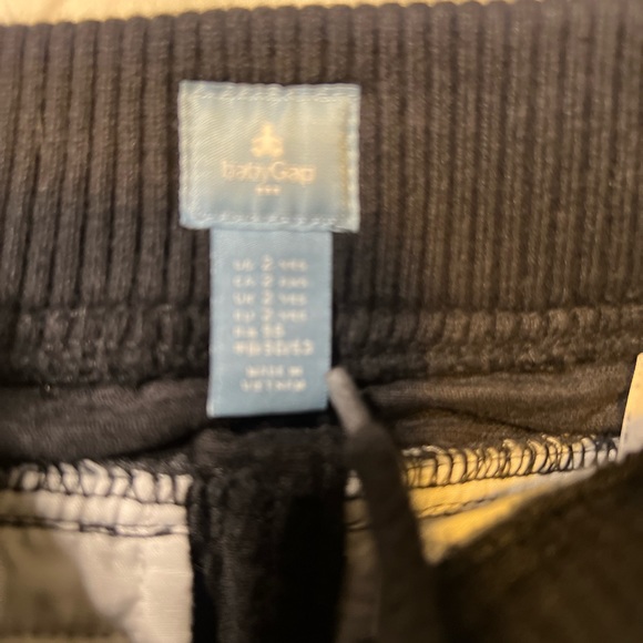 GAP baby boy pull on corduroy pants - Picture 2 of 2